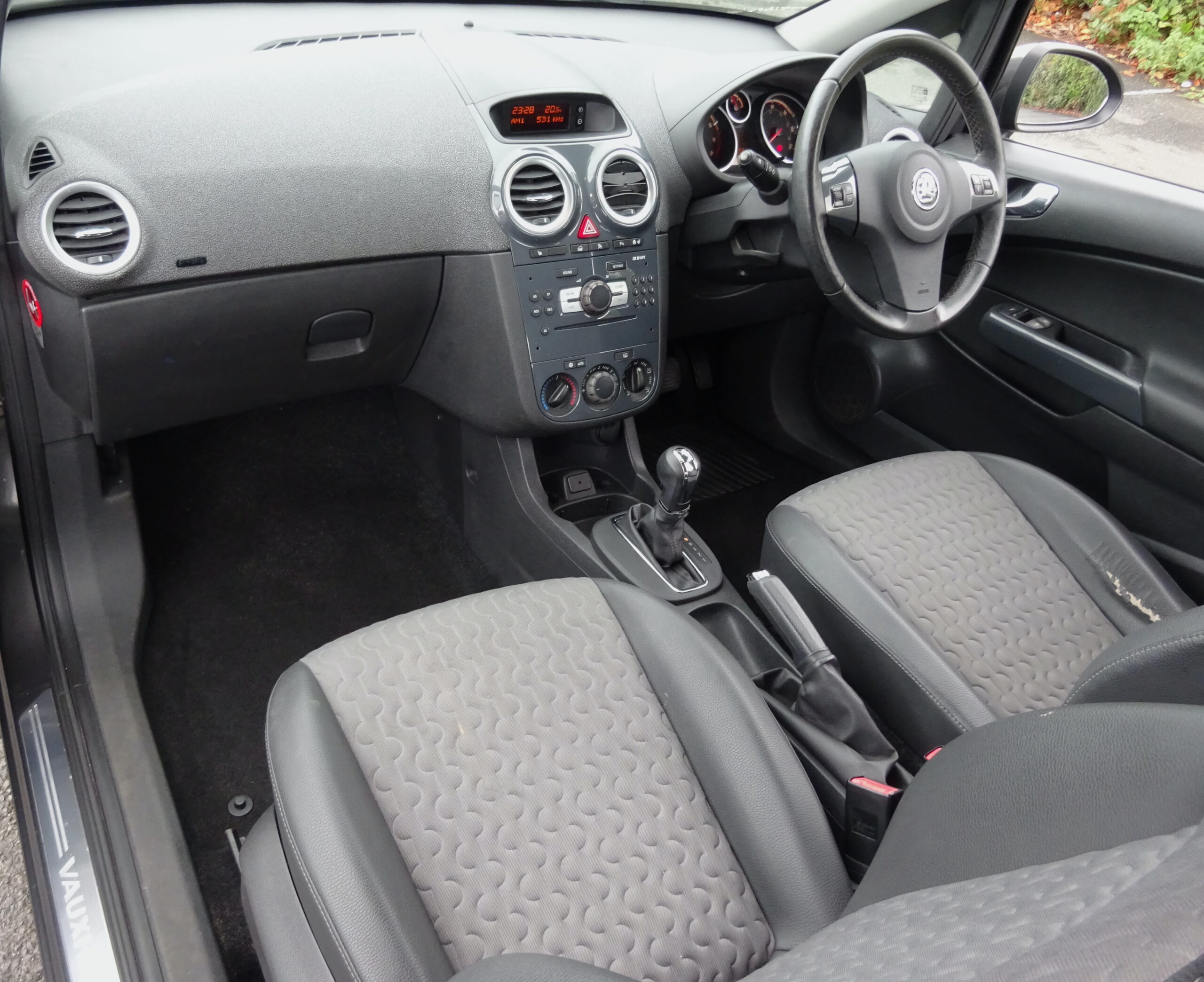 2011 Vauxhall Corsa 1.4 16V SE, Petrol, Automatic, 3dr, 52K Low Mileage, AA Warranty Included - Image 23