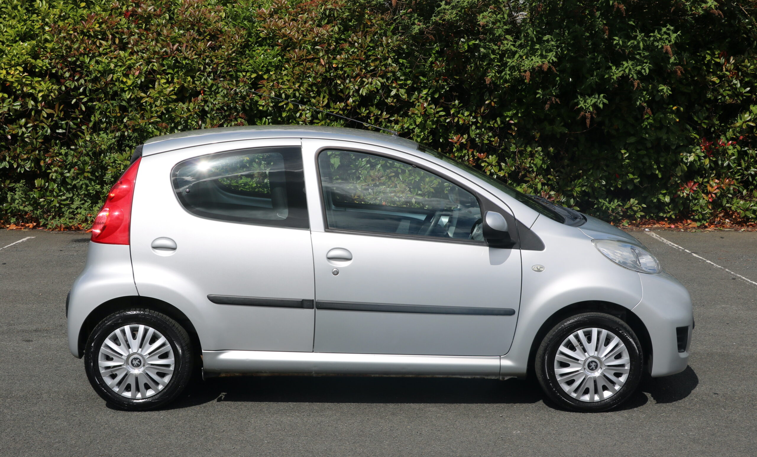 2012 Peugeot 107 Petrol Automatic 998cc, 5 Doors, 28k Mileage, £20 Rd tax, AA Warranty, Silver - Image 10