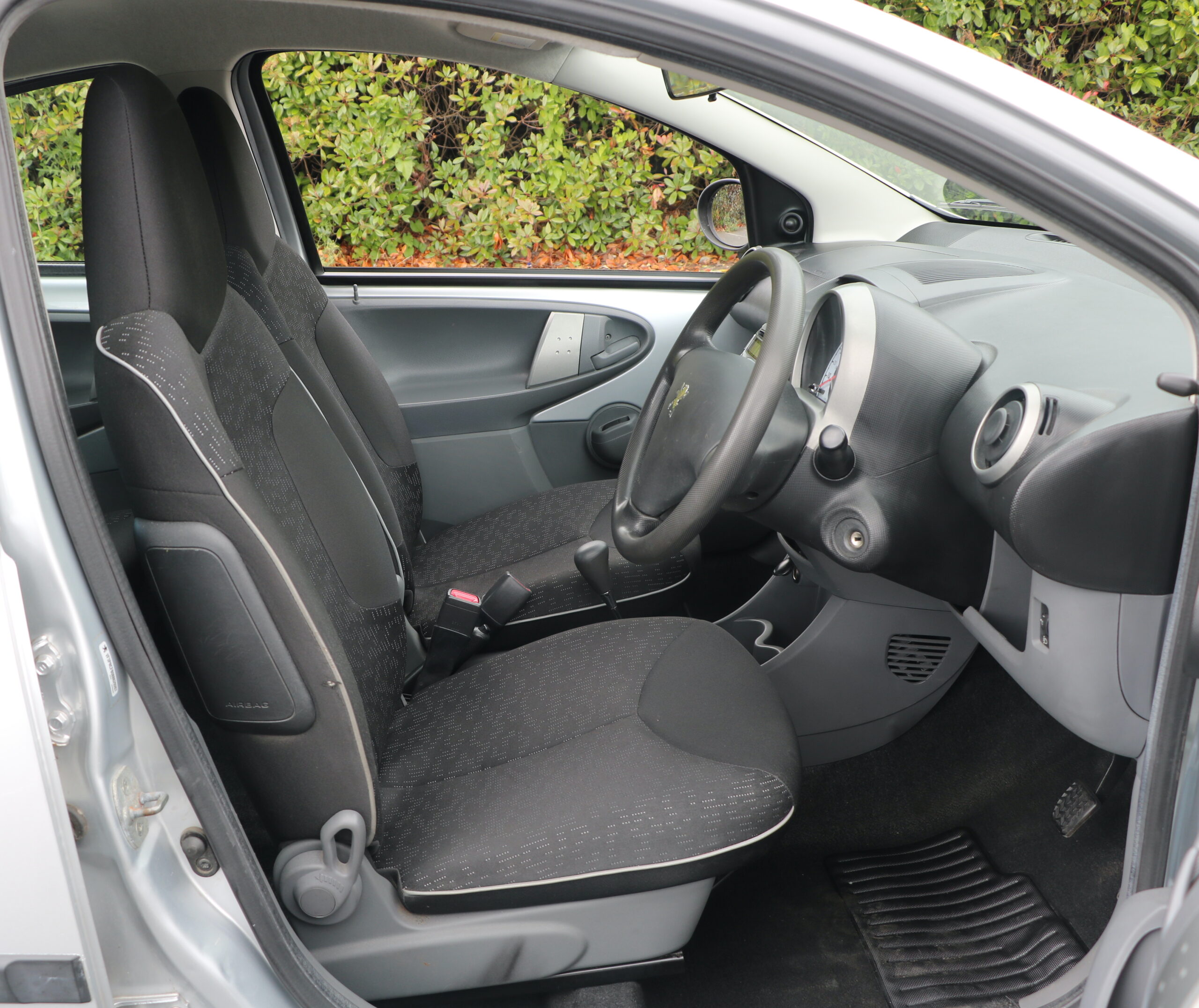 2012 Peugeot 107 Petrol Automatic 998cc, 5 Doors, 28k Mileage, £20 Rd tax, AA Warranty, Silver - Image 19