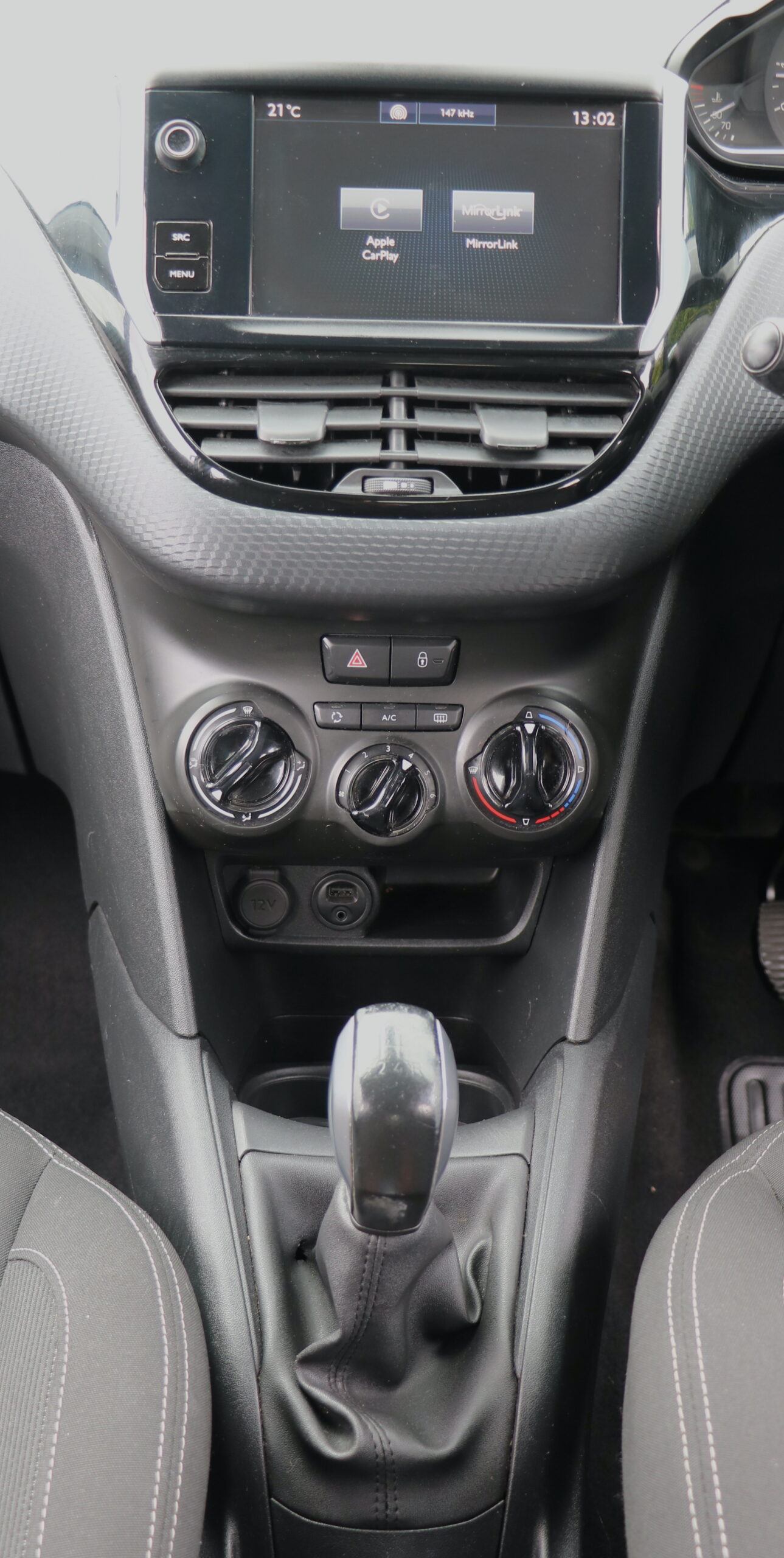 Peugeot 208 1.2cc Petrol Manual Allure spec, 5 Doors, Black, Wet Timing Belt replaced through Main Dealer, AA Warranty - Image 32