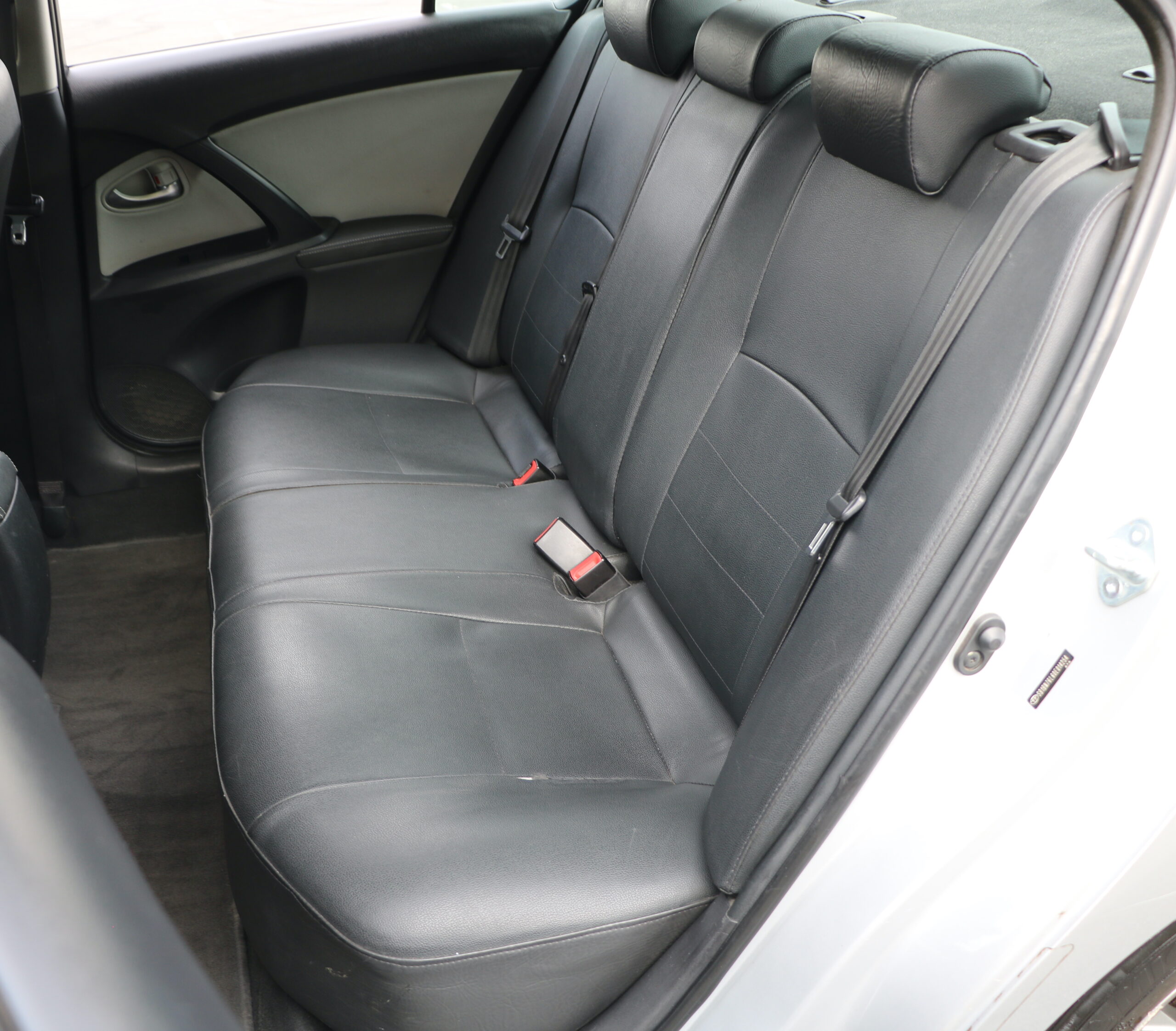 2016 Toyota Avensis 1.6 D-4D Business Edition, 4dr, 180k Mileage, Silver, AA Warranty - Image 24