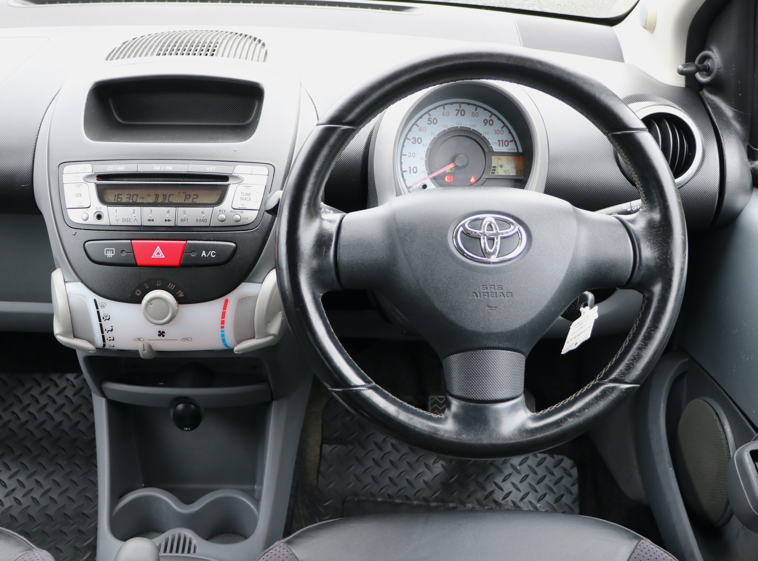 2008 Toyota AYGO 1.0 VVT-i Platinum, Automatic Gearbox, 5dr (AC), 45k Mileage, Silver - Image 27