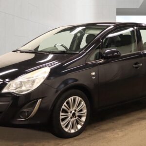 2011 Vauxhall Corsa 1398cc Petrol Automatic 5 Doors SE spec Black 55k Low Mileage AA Warranty