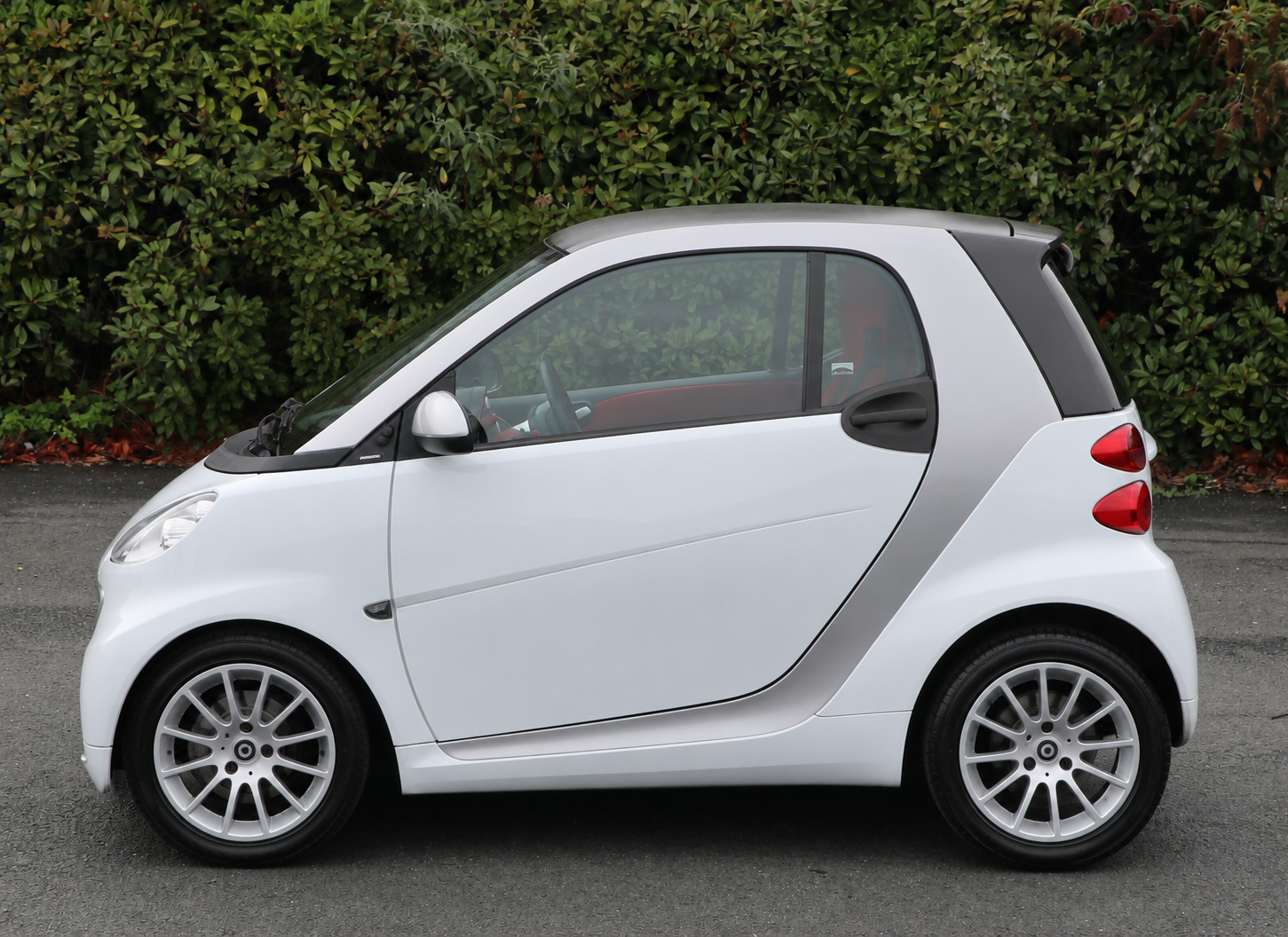 2011 Smart For Two 999cc Petrol Automatic Passion spec, 54k Mileage, White, AA Warranty - Image 13