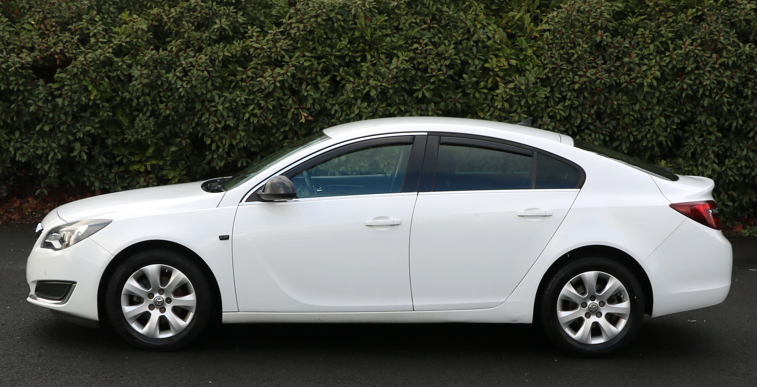 2016 Vauxhall Insignia 1364cc Petrol Manual TechLine spec, 59k Mileage, New Clutch & Timing Chain, AA Warranty - Image 9