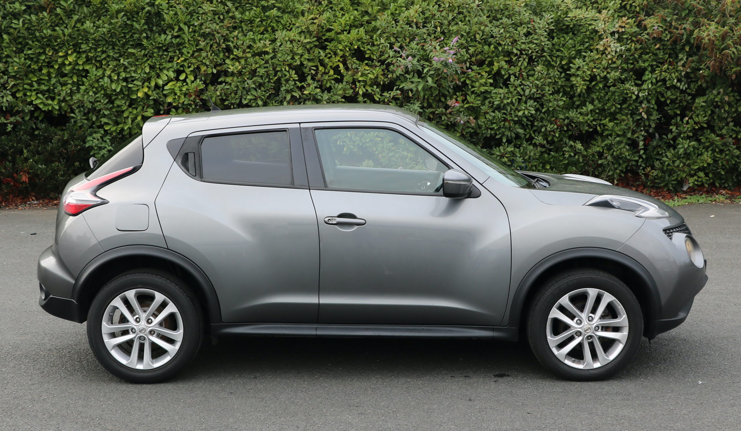 2015 64 Nissan Juke 1197cc Petrol Manual 5 Doors, 46k Mileage, Grey, Acenta Premium spec - Image 12