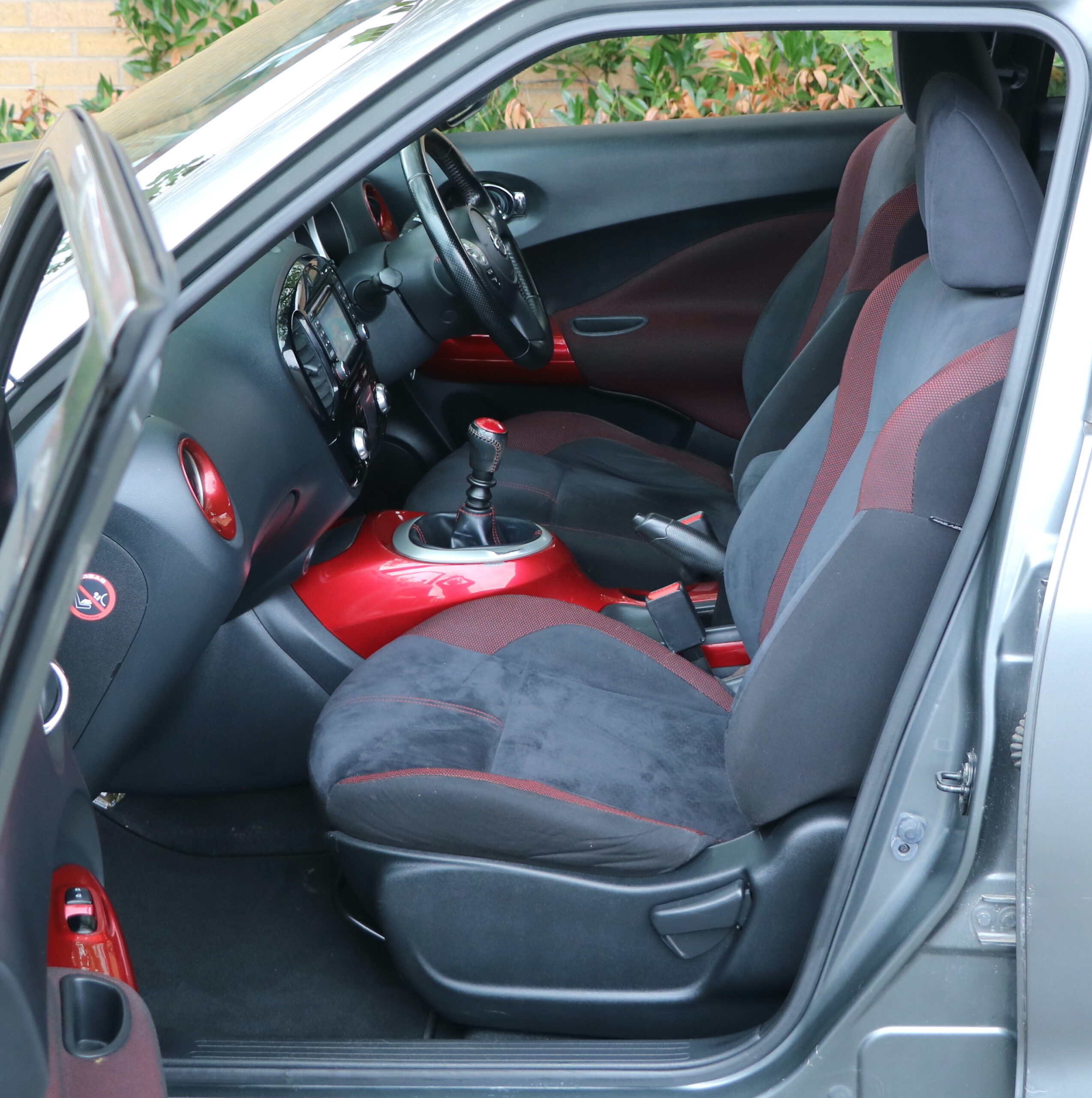 2015 64 Nissan Juke 1197cc Petrol Manual 5 Doors, 46k Mileage, Grey, Acenta Premium spec - Image 21