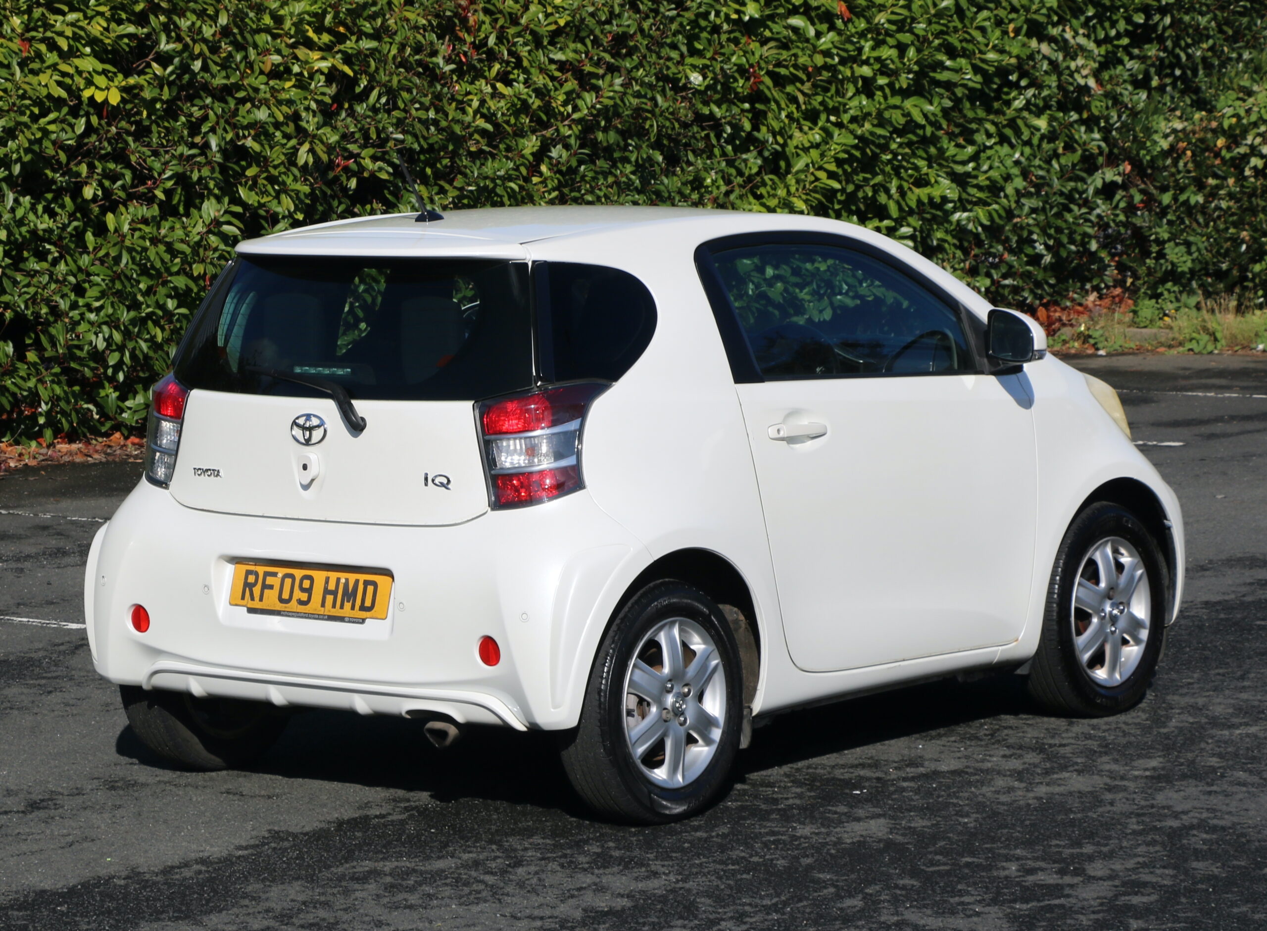 2009 Toyota IQ 998cc Petrol Automatic 3 Doors White, 59k Low Mileage, AA Warranty Included - Image 10