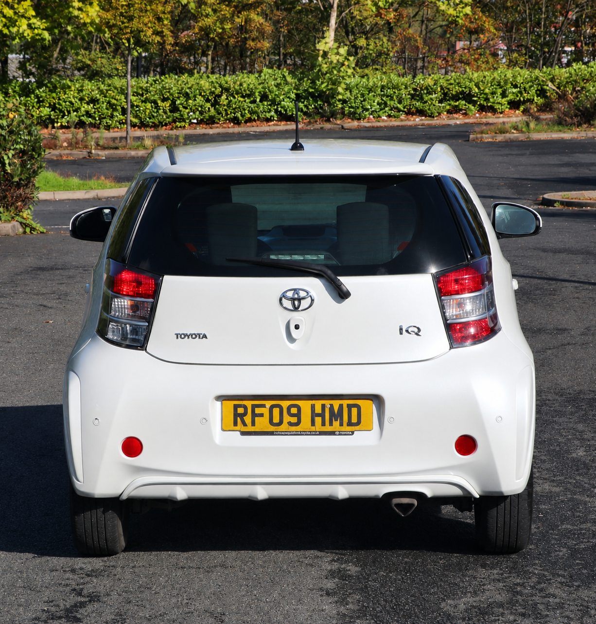 2009 Toyota IQ 998cc Petrol Automatic 3 Doors White, 59k Low Mileage, AA Warranty Included - Image 12
